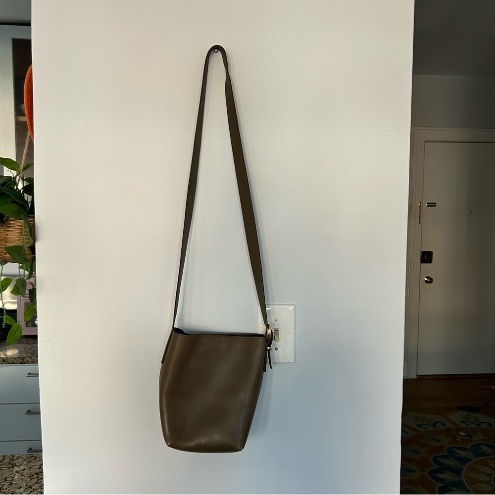 Madewell Essential Mini Bucket Tote Purse